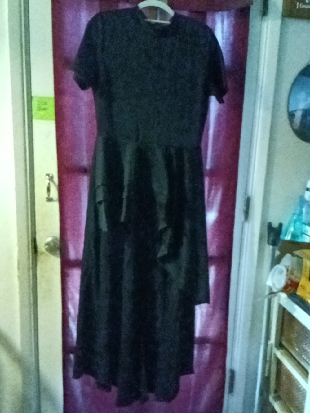 Women's Black Women's Short-Sleeve High Low Dress